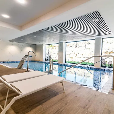Sunny Gozy Retreat In The Heart Of The Coast *