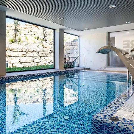 Apartment Sunny Gozy Retreat In The Heart Of The Coast *